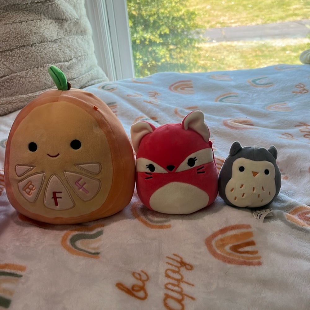 Bundle of 3 squishmallows